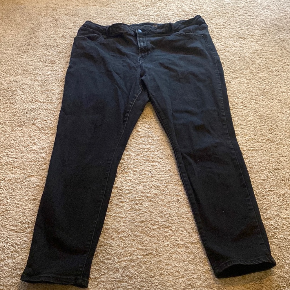 Black skinny jeans